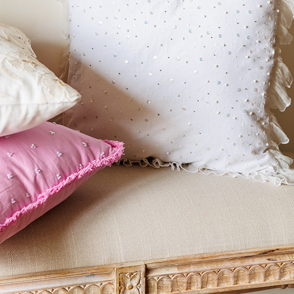 Pure Elegance Sheating Cushion Cover