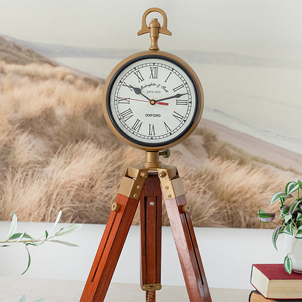 Tripod Clock