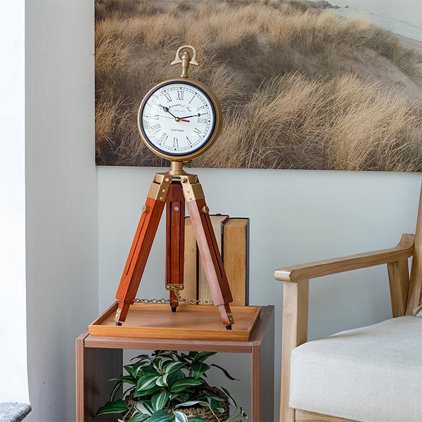 Tripod Clock