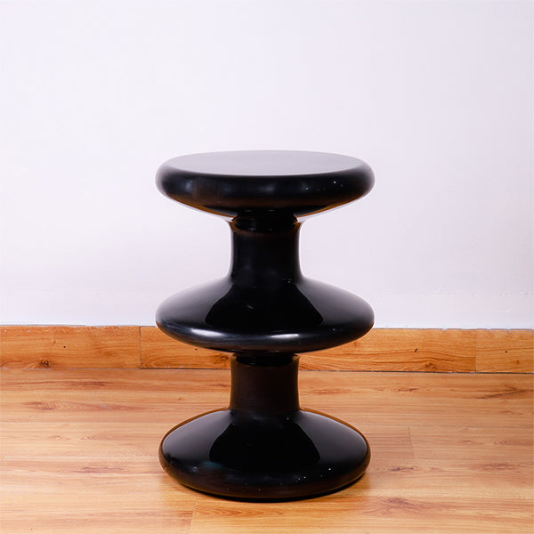 Round Table