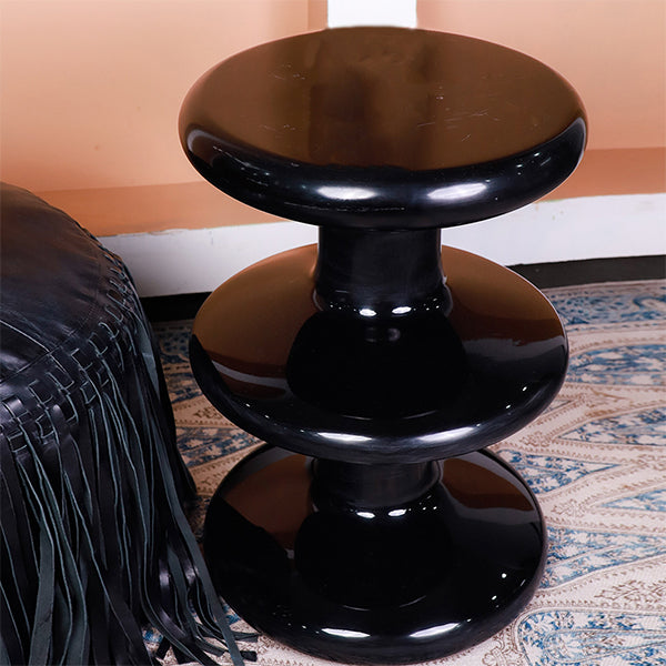 Round Table