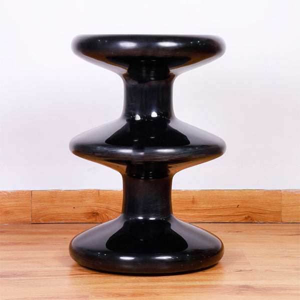Round Table