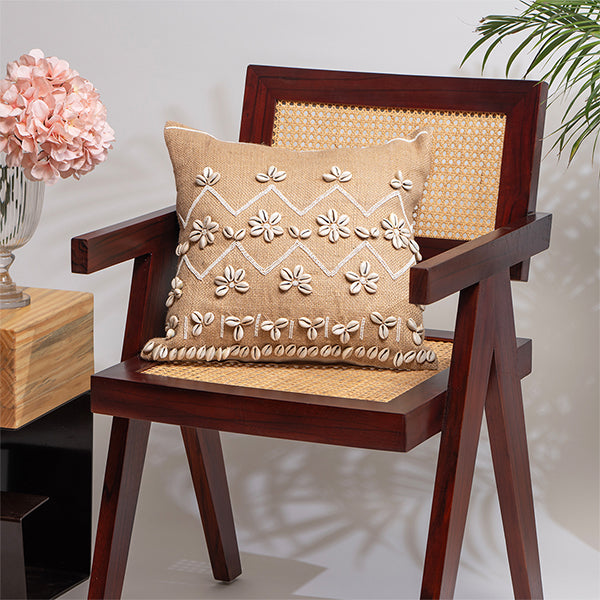 Farmhouse Flourish Jute Shell Cushion Wrap