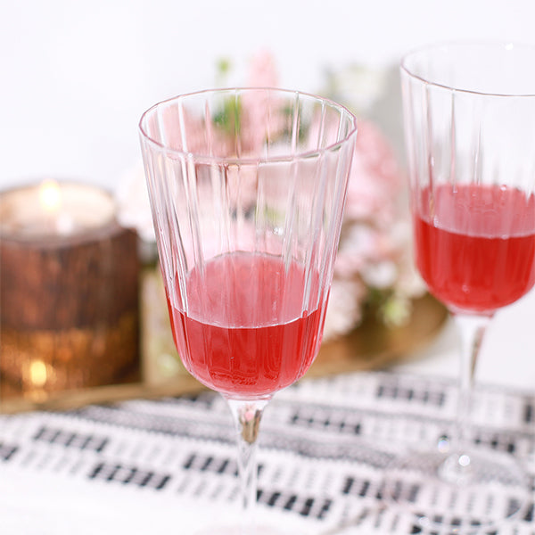 Etched wine glasses (Set of 4)