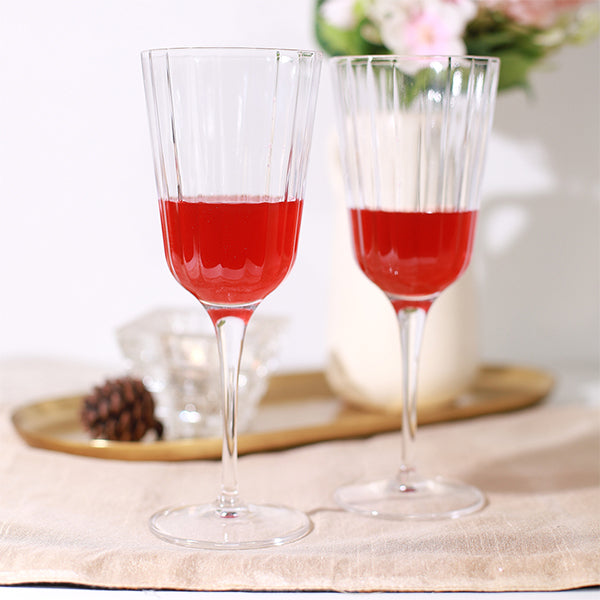 Etched wine glasses (Set of 4)