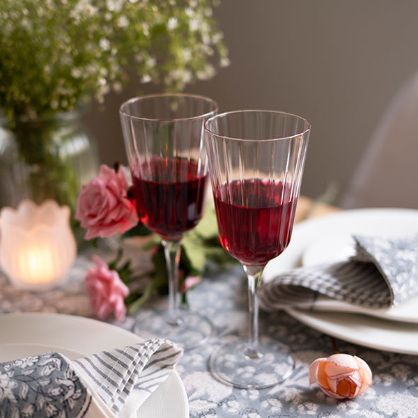 Etched wine glasses (Set of 4)