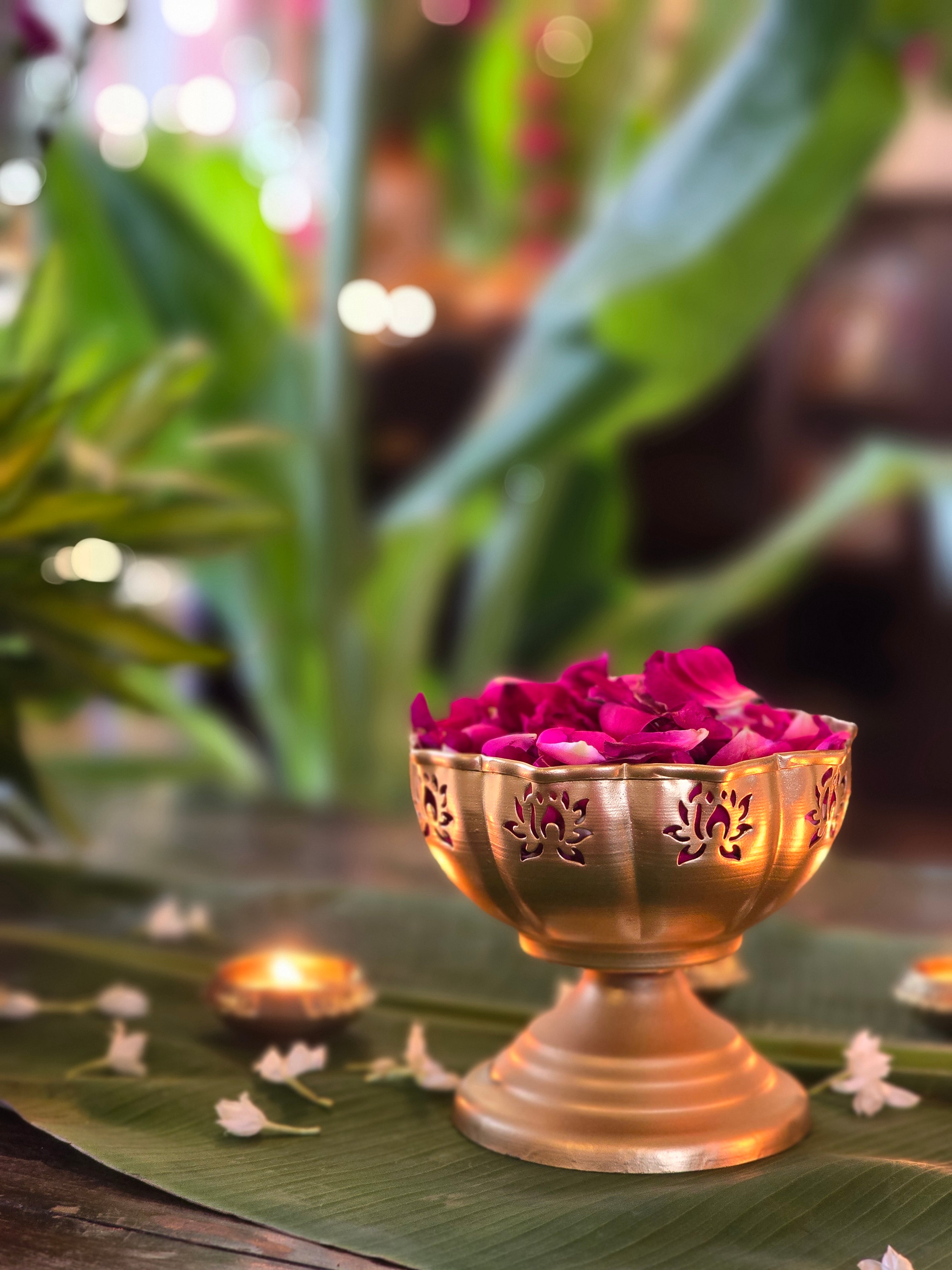 Golden Petal Urli - Set of 2