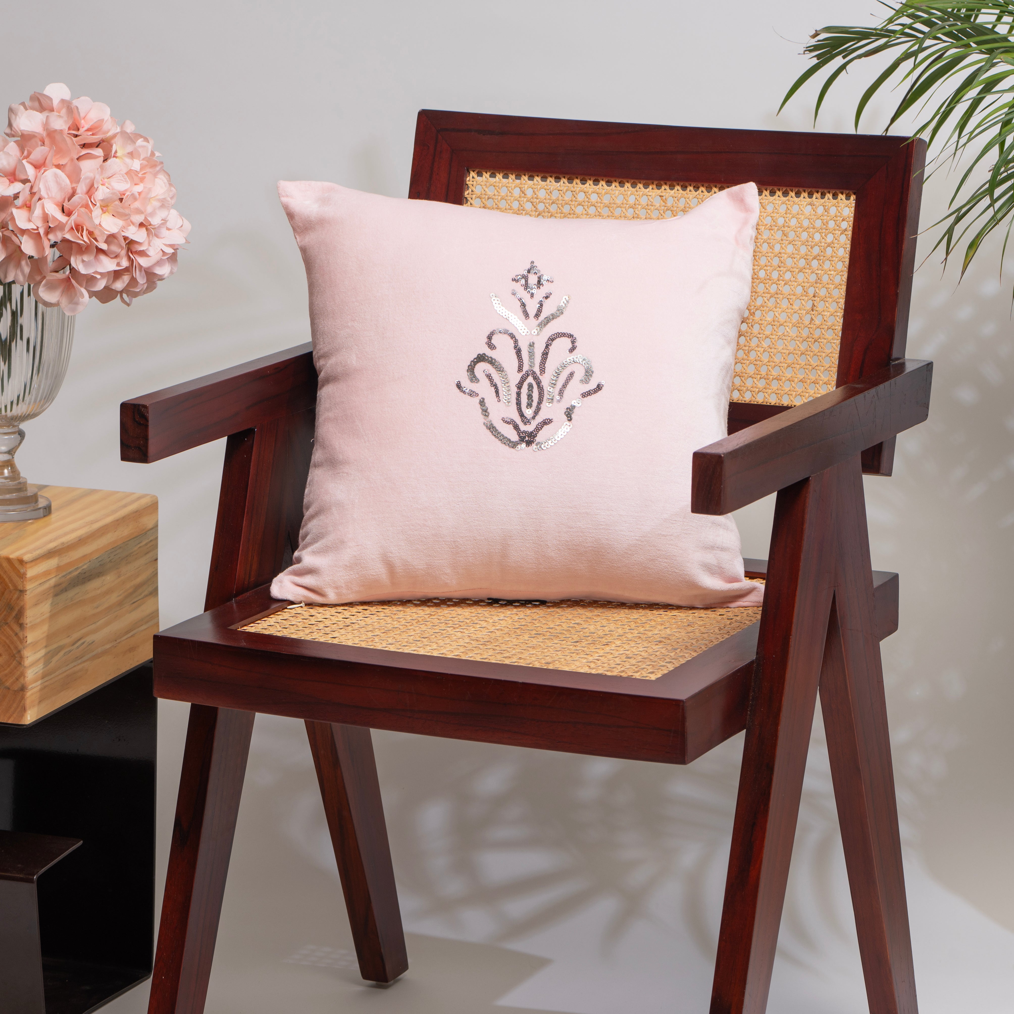 Luxurious Embroidered Cushions Cover